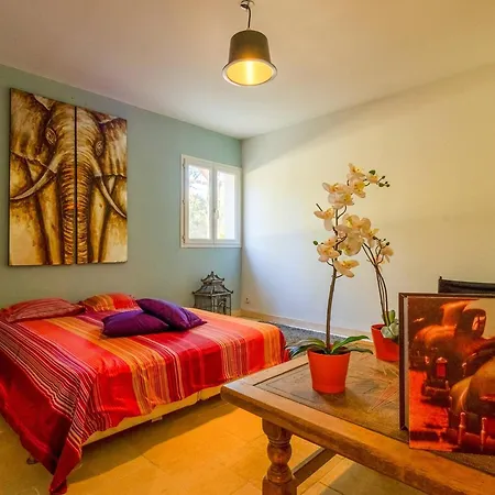 Provencale - 10 Pers. - Fr-1-816-48 Vila